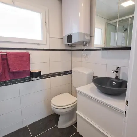 Lake Getaway Apartment With Private Entrance, Right On The Lake Constance Cycle Path, Barbecue Area, Free Wifi, Netflix And Free Bikes Salmsach Esterno foto